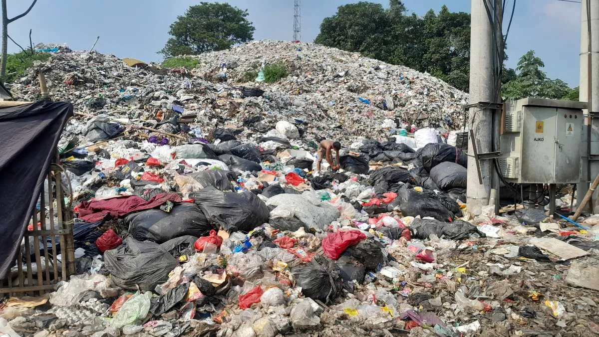 Bungkus Kemasan, Kresek, dan Nasib Sampah yang Tak Punya Harga