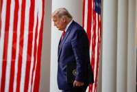 FBI: Iran Mengirim Dokumen Trump yang Diretas ke Kampanye Biden