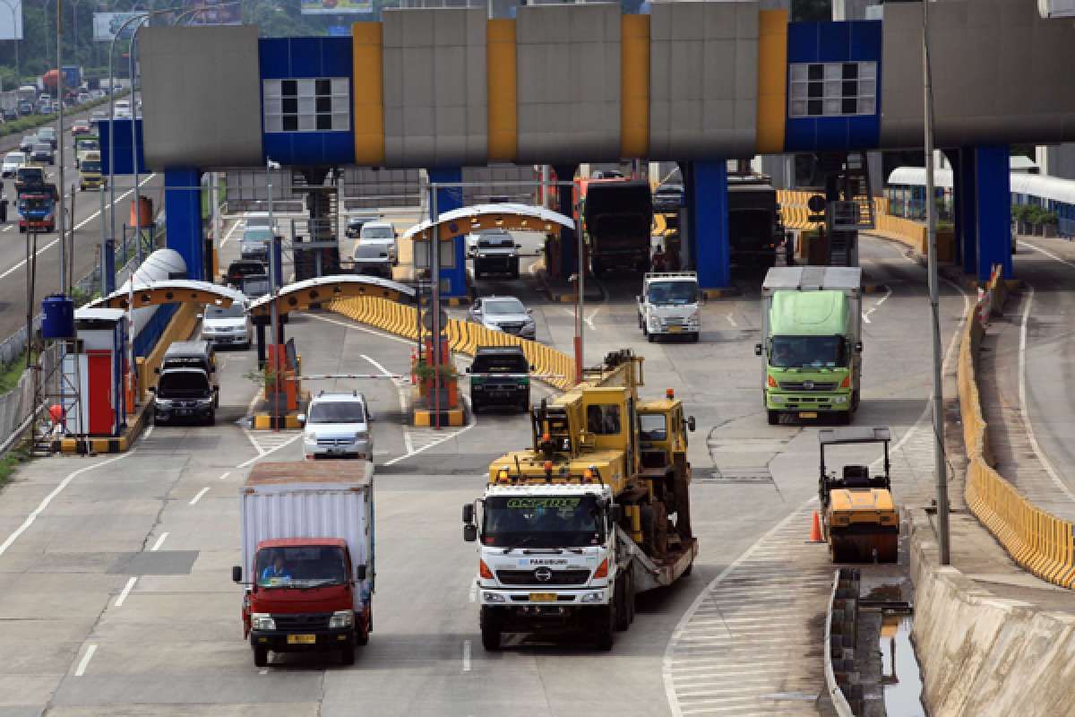 Emiten Tol Tertekan Wabah Virus Corona