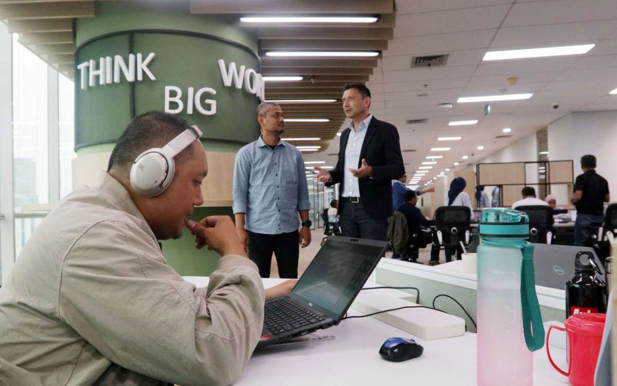 AXA Insurance Optimalisasi Pelayanan dengan ISO 27001 dan Smart Working