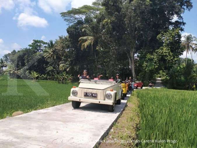 Seru! Wisatawan bisa berkeliling naik VW Safari di Omah Cantrik Kulon Progo 