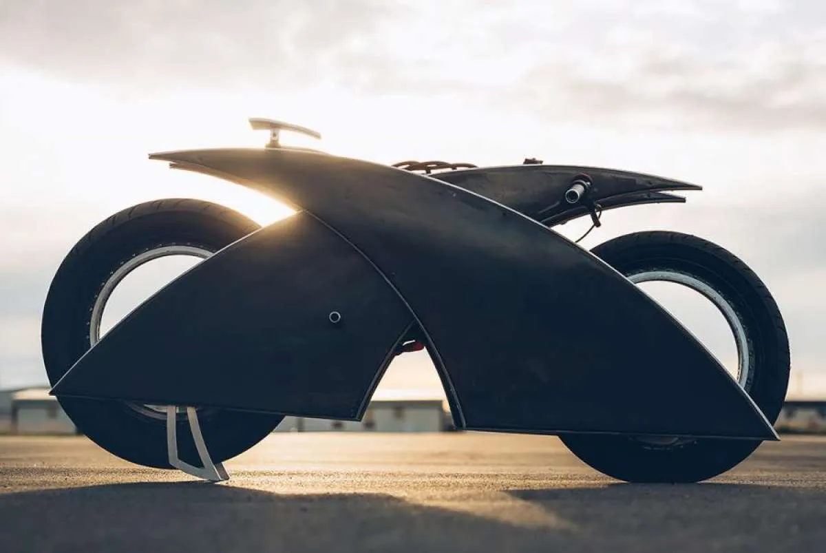 The Racer-X, sepeda motor listrik dengan desain yang tidak biasa