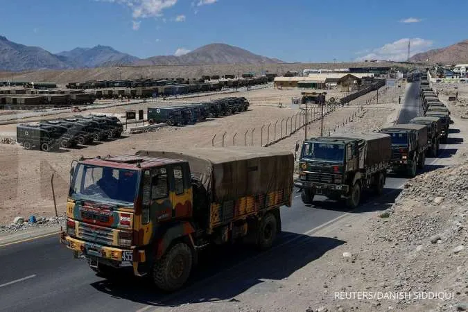China, India agree not to send more troops to border flashpoint