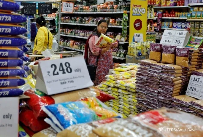 India's retail inflation eases in August as food prices rise more slowly