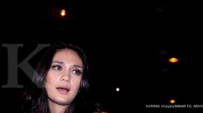 Tips Bikin Konten ala Luna Maya