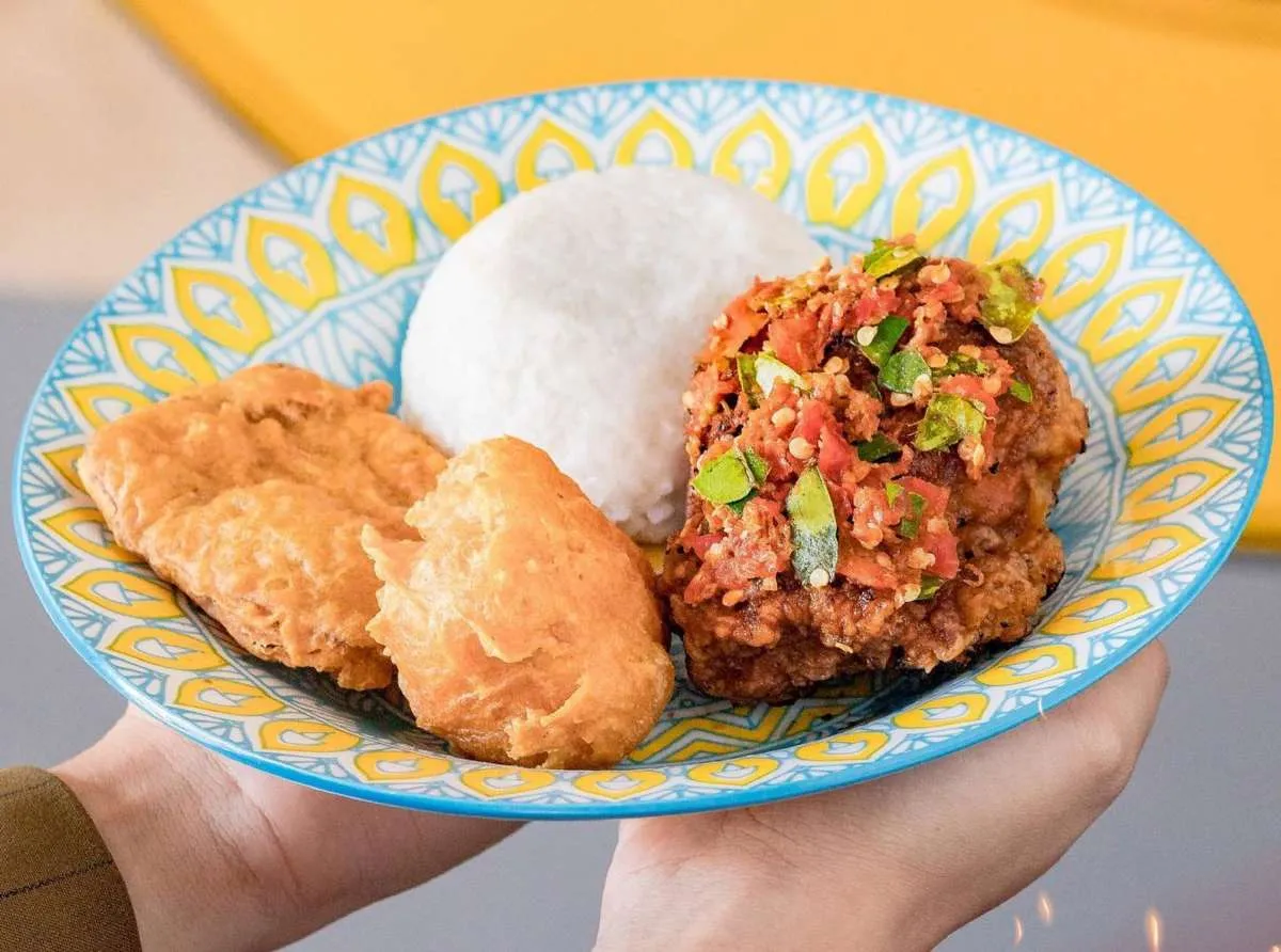 Mau Bikin Usaha Kuliner Ayam? Cek Dulu Kiat Sukses Crisbar Ini