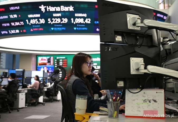Saham Samsung Ambles 10% Selasa (7/7), Kekhawatiran Boom AI Seret Bursa Emerging Asia