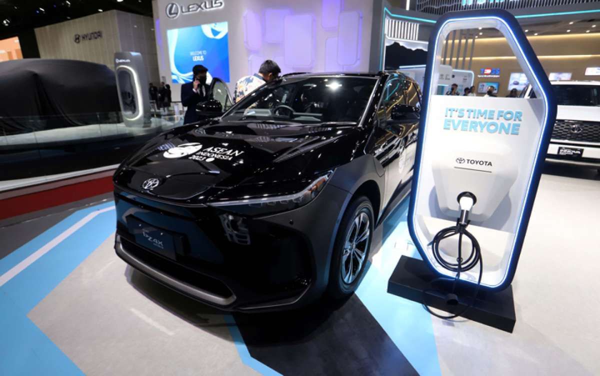 Multifinance Tersengat Pembiayaan Kendaraan Listrik