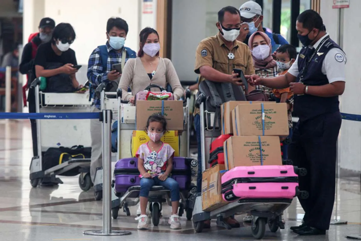 Syarat perjalanan selama PPKM dari kereta hingga pesawat, ada 3 aturan baru 