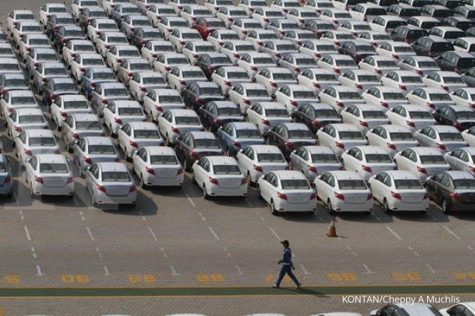 Produksi mobil turun 14,49%