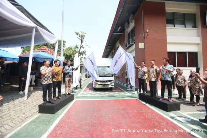 Pionir Truk Listrik di Indonesia,Fuso eCanter Jadi Armada PT YusenLogistics Indonesia