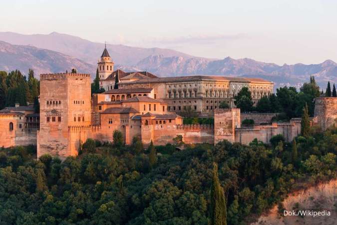Akhir Tahun di Spanyol Bareng Panorama Tours yuk, Intip Jadwal Berangkatnya