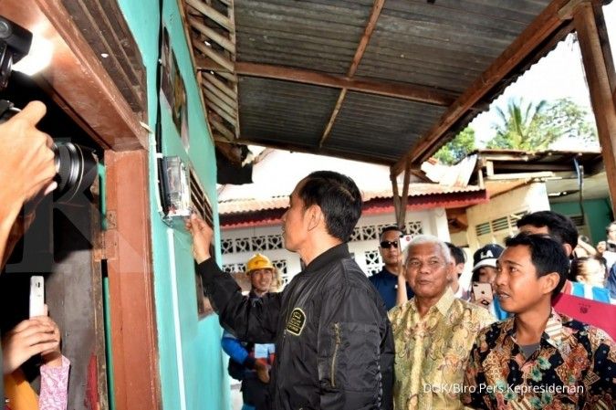 Jokowi nyalakan listrik gratis untuk keluarga tidak mampu di Bogor