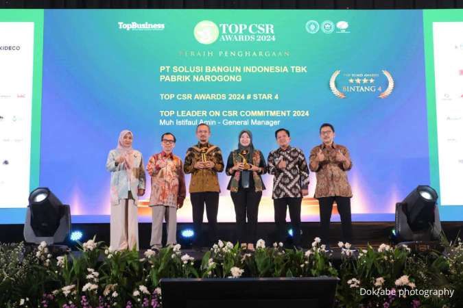 Solusi Bangun Indonesia Pabrik Narogong Raih TOP CSR Awards 2024