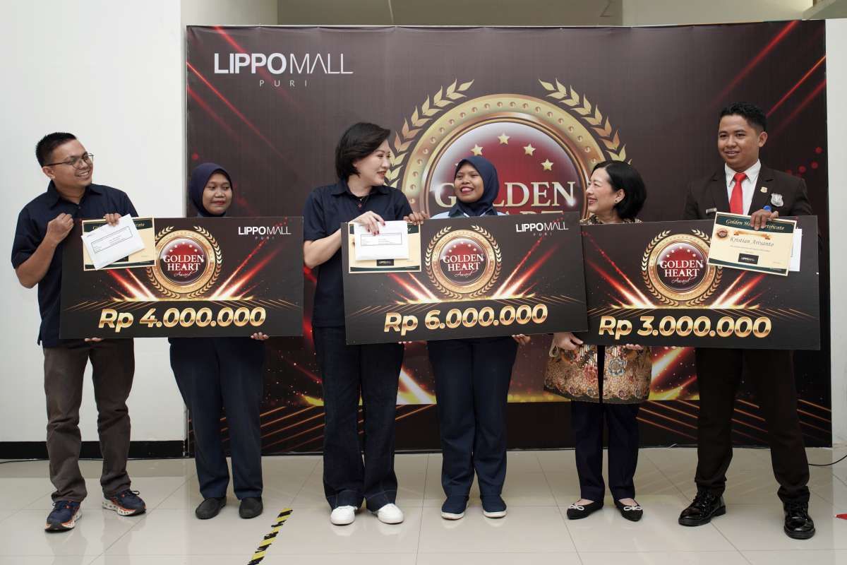 Lippo Mall Puri beri Apresiasi Karyawan Terpuji