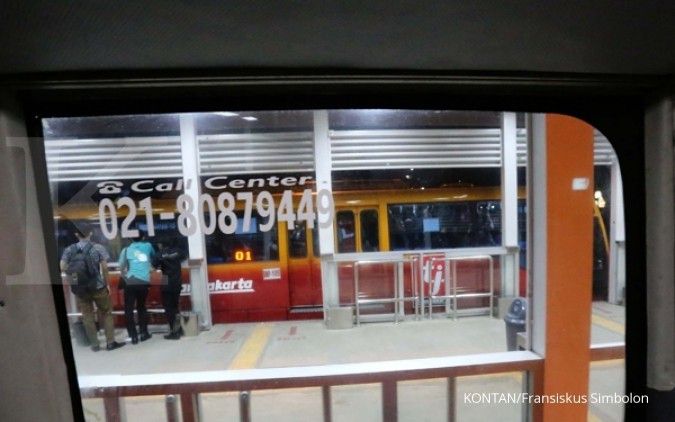 Bus Transjakarta merek Inobus kembali beroperasi