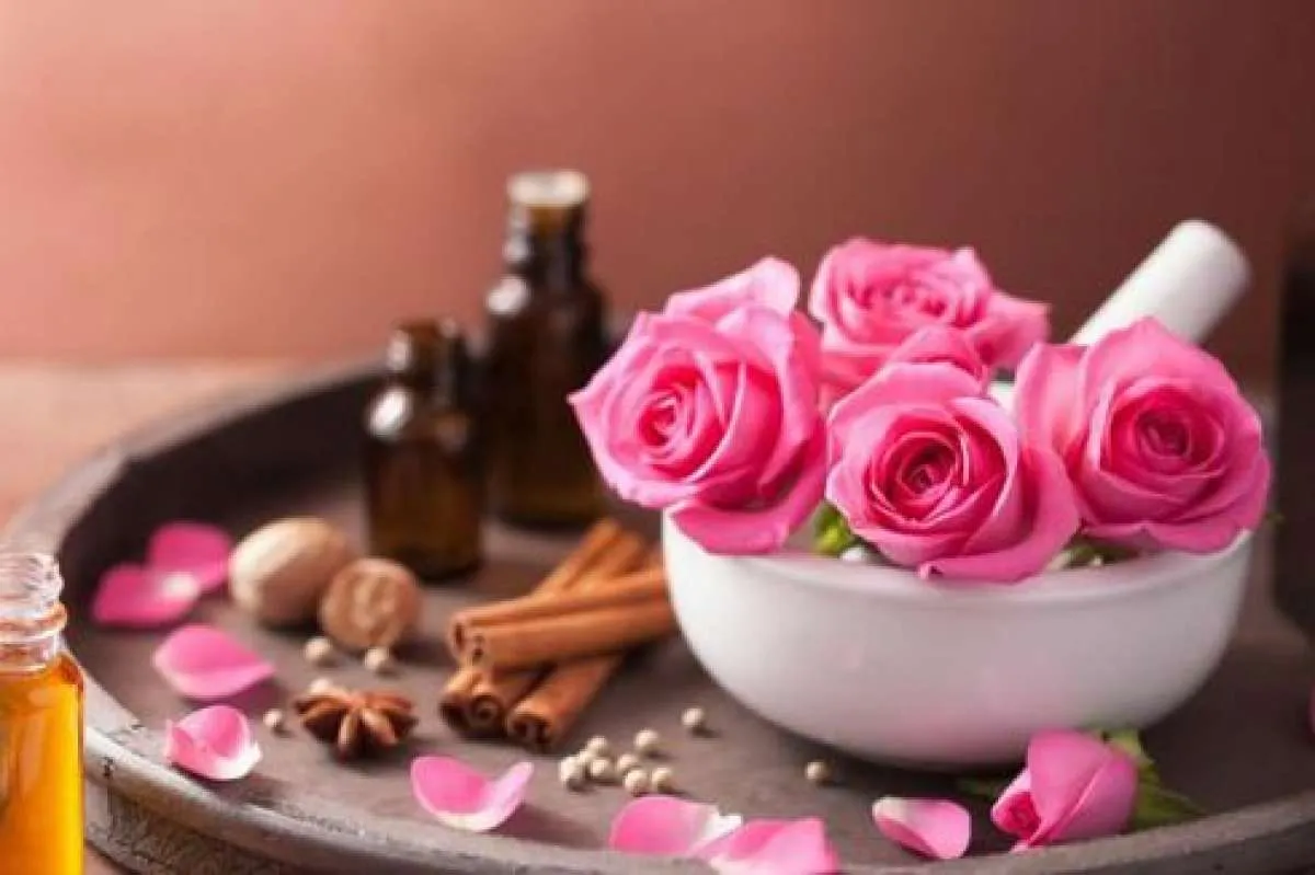 Cari cara memutihkan wajah secara alami? Pakai 9 bahan ini