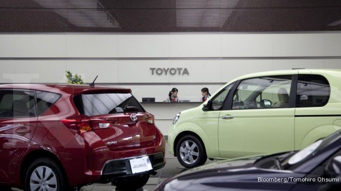 Toyota siap menjual 10.000 unit mobil 