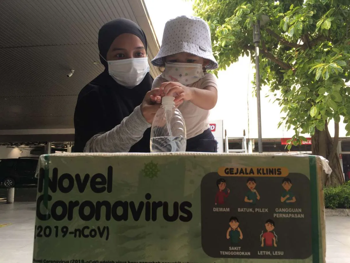 Hal-hal yang harus dilakukan orangtua jika anak positif Covid-19