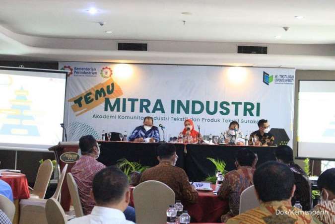 Industri TPT Butuh 135.000 Tenaga Kerja, Kemenperin Siap Pasok