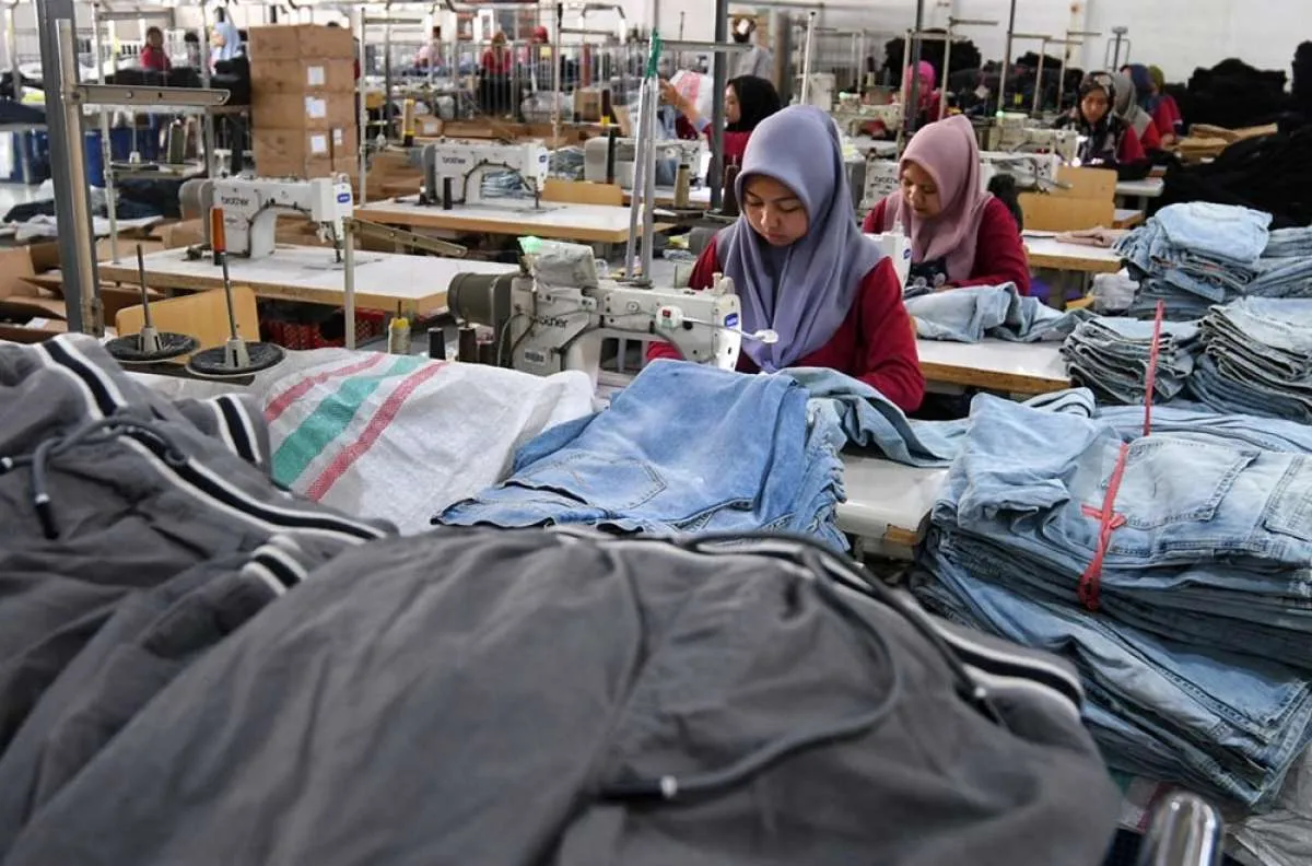 Kemnaker: Pengusaha Wajib Bayar Upah Lembur Karyawan yang Kerja Libur Nataru