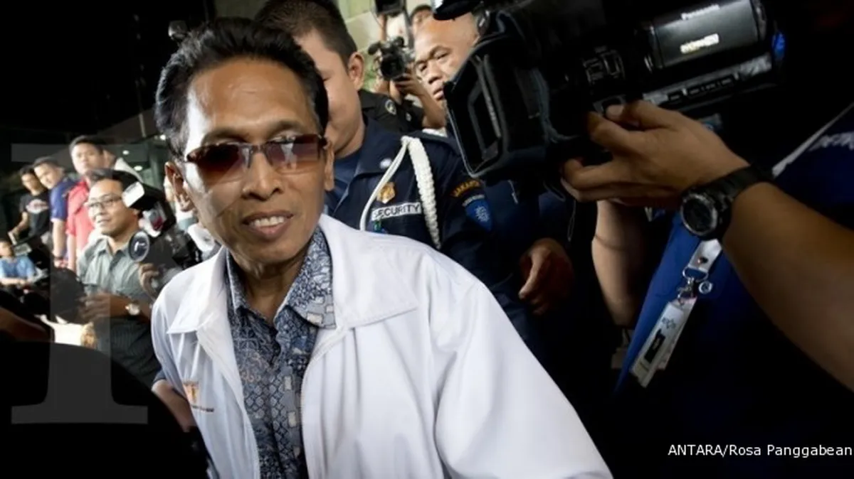 Toto kembali tegaskan uang suap berasal dari Sekda