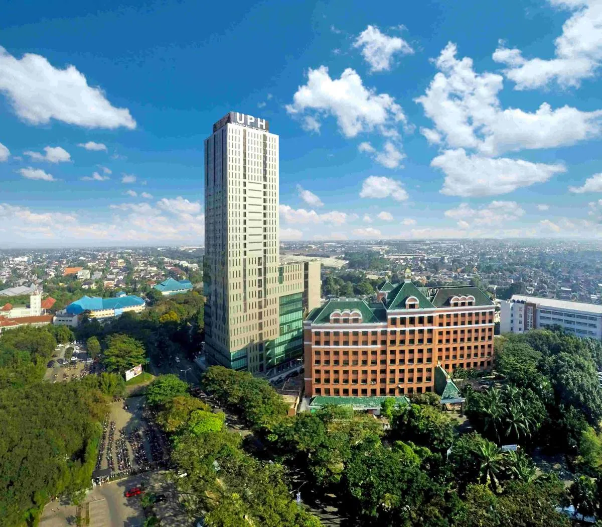 UPH Resmi Buka Program Pendidikan Dokter Spesialis Kedokteran Keluarga Layanan Primer