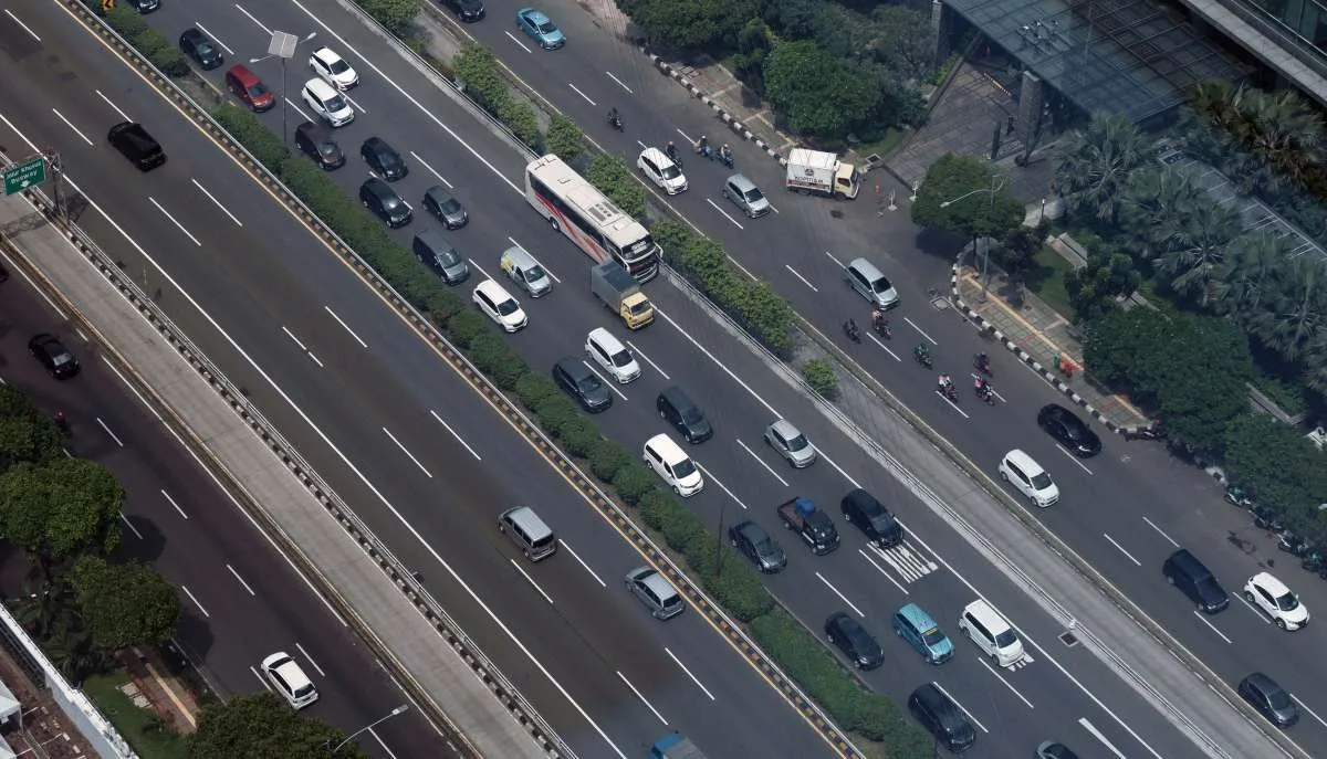 Lalu lintas jalan tol turun selama PPKM Darurat, ada yang anjlok sampai 70%