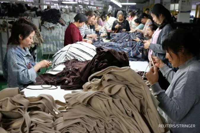 China's factory activity shrinks as U.S. tariffs, slowdown hit orders