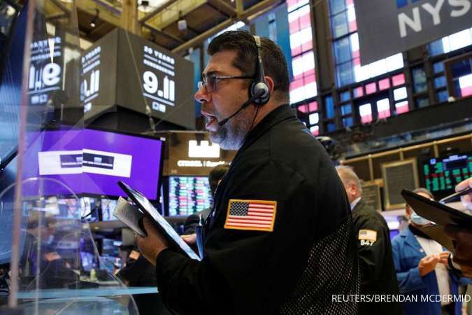Wall Street nyaris stagnan, investor hati-hati jelang pengumuman kebijakan The Fed