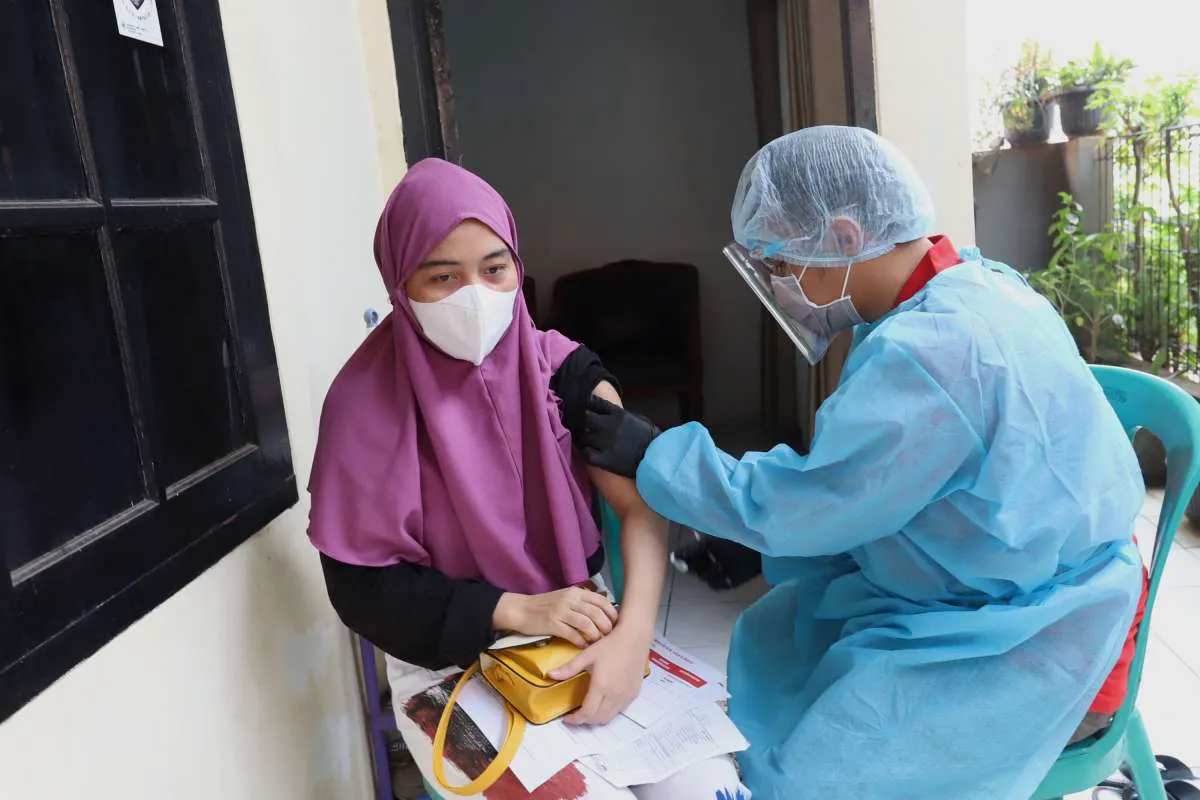 DPR himbau seluruh komponen terlibat dalam percepatan vaksinasi