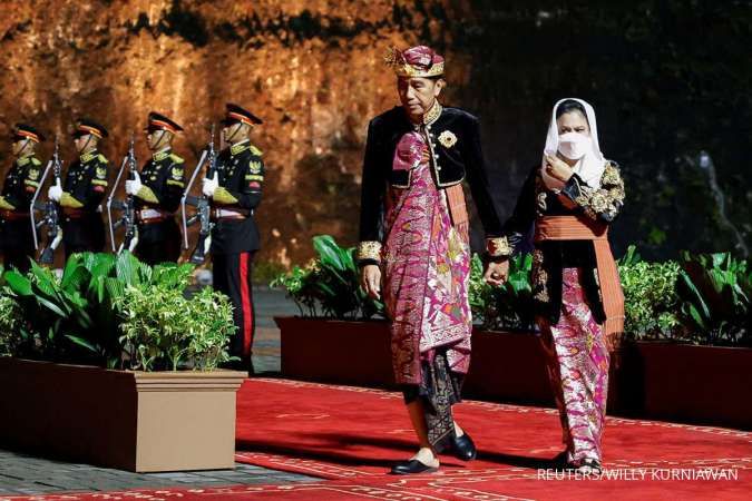 Presiden Jokowi dan Ibu Negara Iriana jelang jamuan makan malam KTT G20.