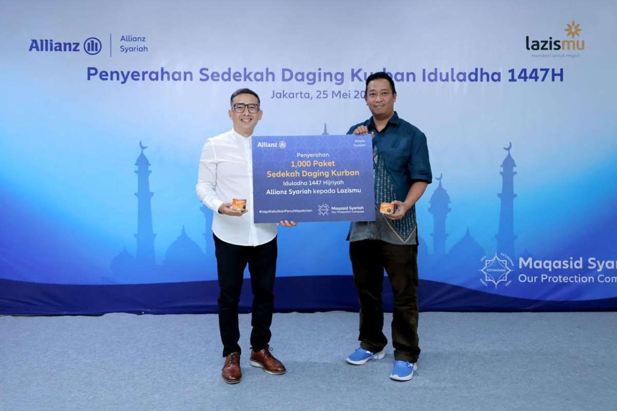 Allianz Syariah Bersama Lazismu Salurkan Paket Daging Kurban Idul Adha