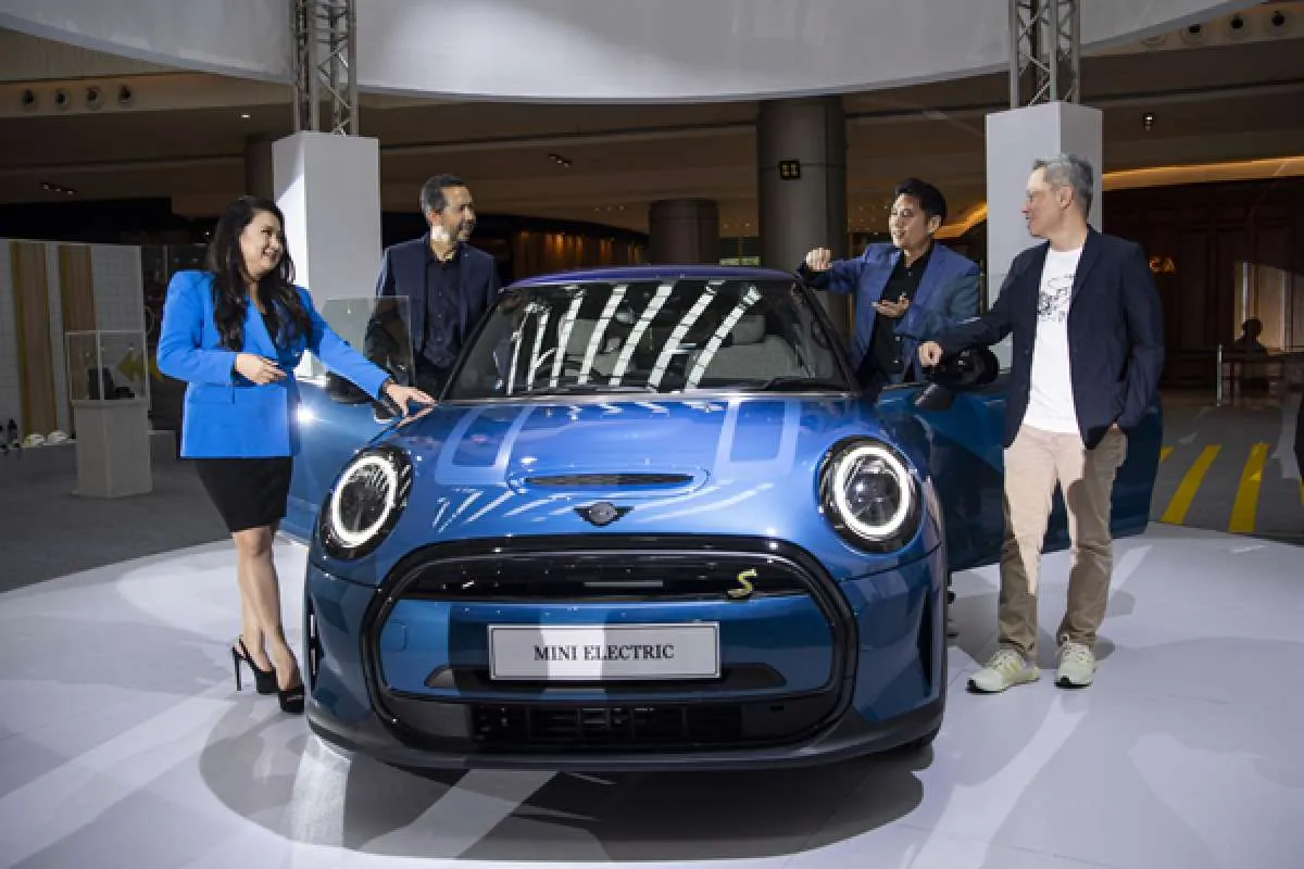BMW AG Stop Produksi Mobil MINI Electric di Inggris