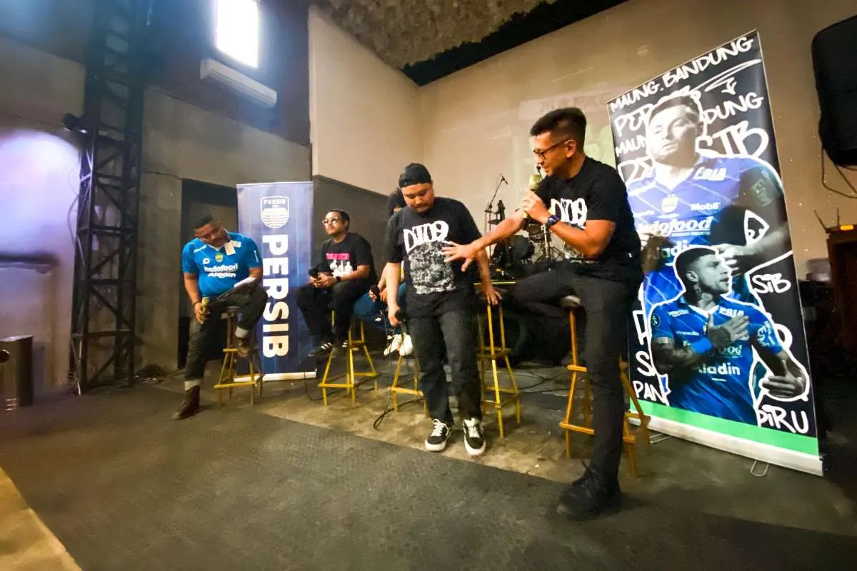 Persib Bandung Jalin Kolaborasi dengan Band DT09