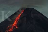 Status Gunung Merapi Tetap Siaga, Warga Diminta Hindari Daerah Potensi Bahaya