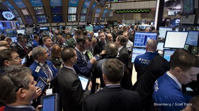 Dilanda aksi jual, Wall Street tetap bertahan