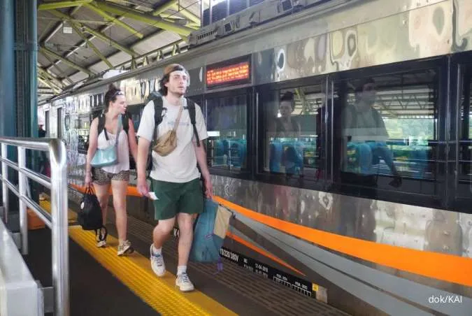 601.960 Turis Asing Naik KA Hingga Oktober, Ini 10 Stasiun Keberangkatan Tertinggi
