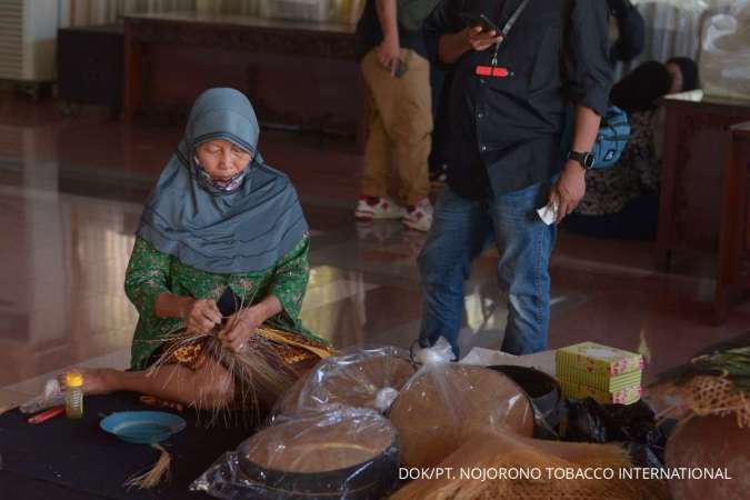 Kontan - PT. Nojorono Tobacco International Native online