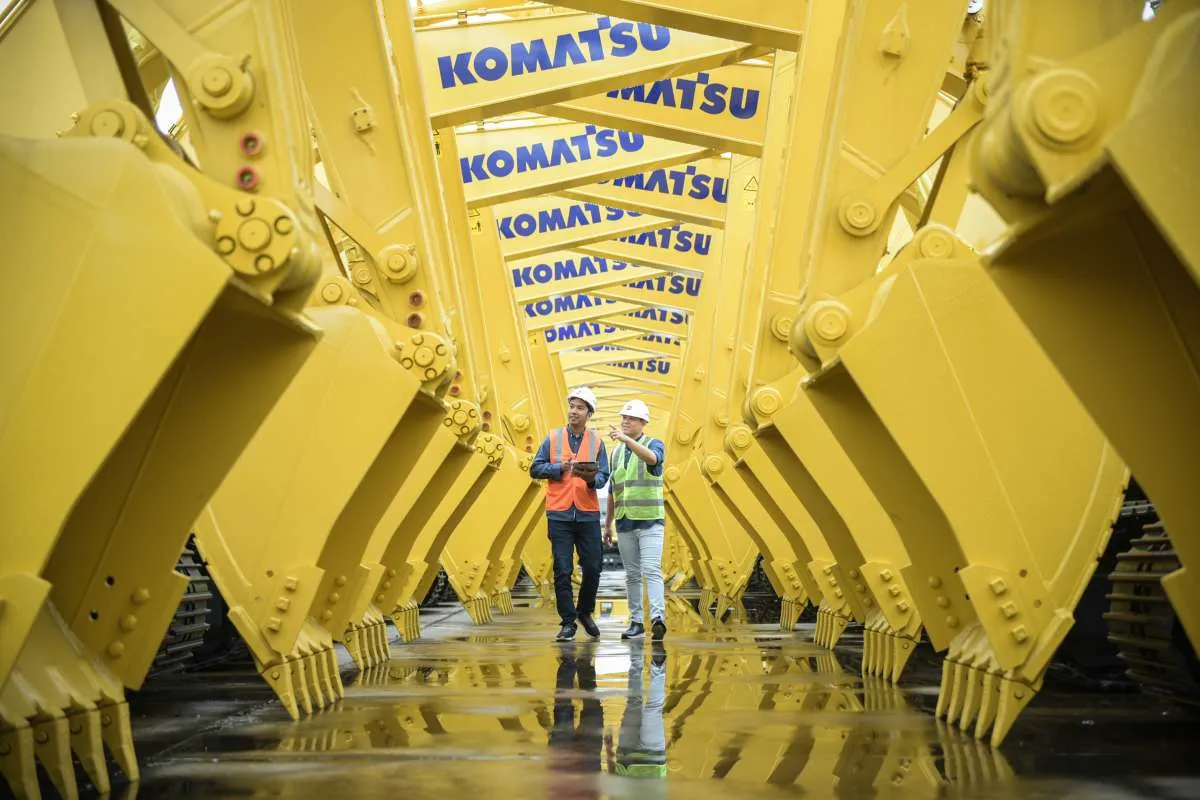 Transaksi Afiliasi United Tractors (UNTR) Kucurkan Rp 784 M untuk Dua Proyek Listrik