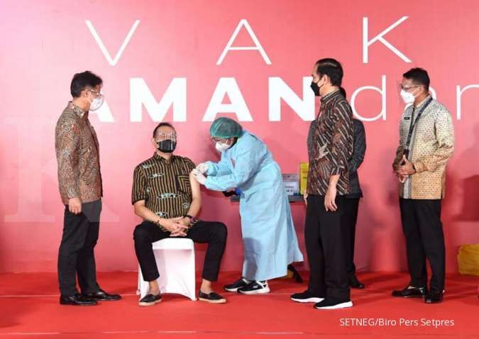 Tinjau vaksinasi Covid-19 para seniman dan artis, ini harapan Jokowi 