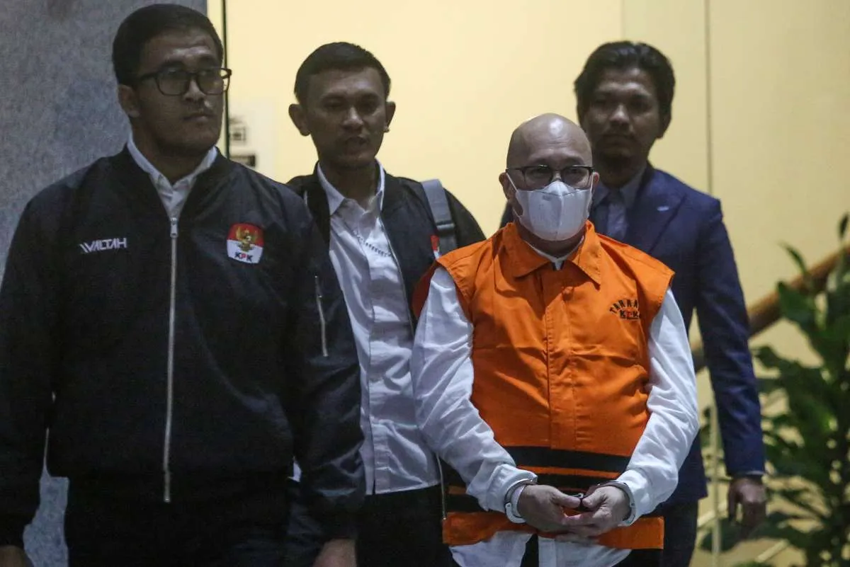 KPK Tahan Eks Dirut Taspen Antonius Kosasih Terkait Investasi Fiktif