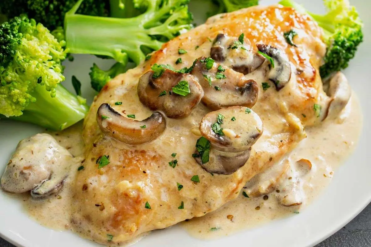 Resep Ayam Saus Jamur yang Empuk dan Creamy Selezat Buatan Restoran