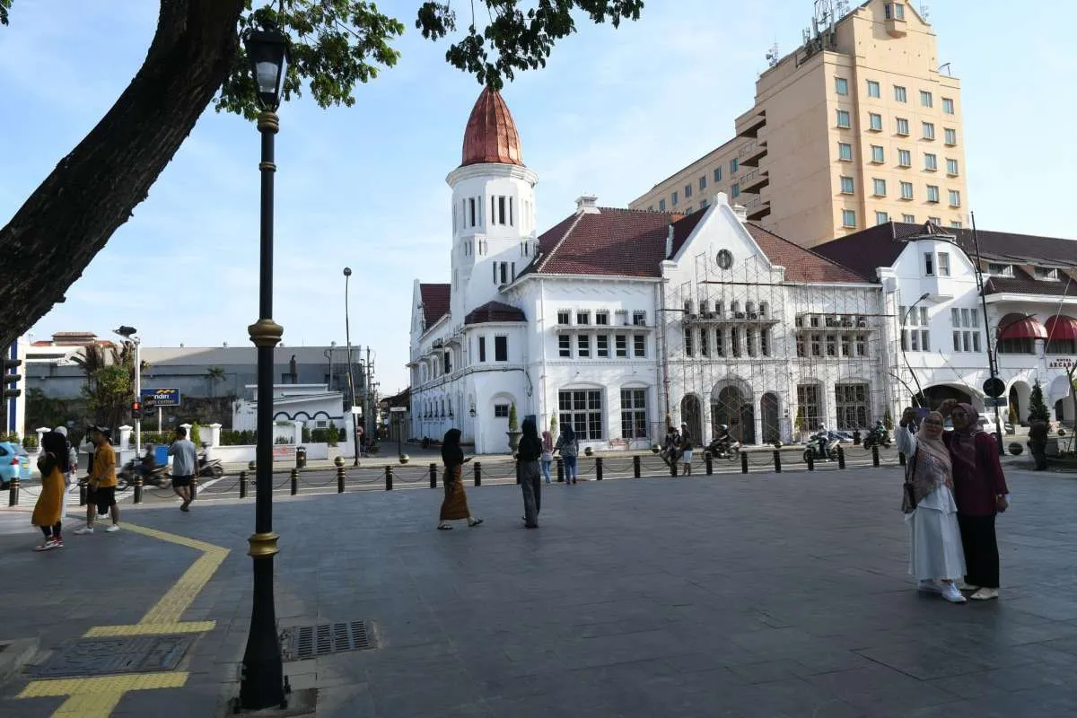 Prakiraan Cuaca Surabaya dan Jawa Timur: Hujan Sore (29 November 2024)