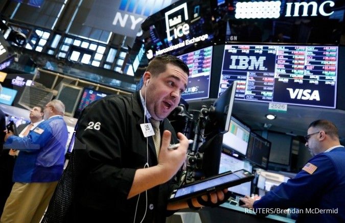 Wall Street cuma naik tipis, investor kecewa terhadap laporan keuangan 3 bank besar