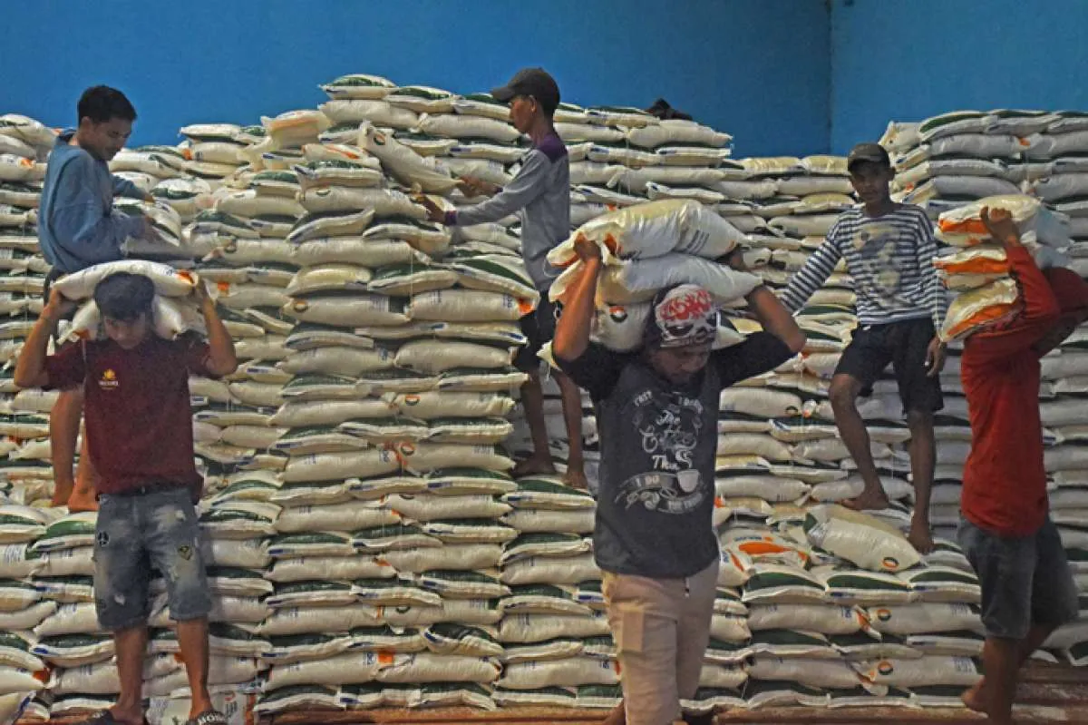 Hore! Jumlah Keluarga Penerima Bantuan Pangan Bulog Bertambah 8%
