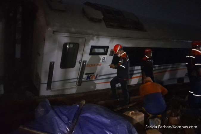 KA Purwojaya Anjlok: KAI Daop 6 Minta Maaf, 2 KA Terdampak