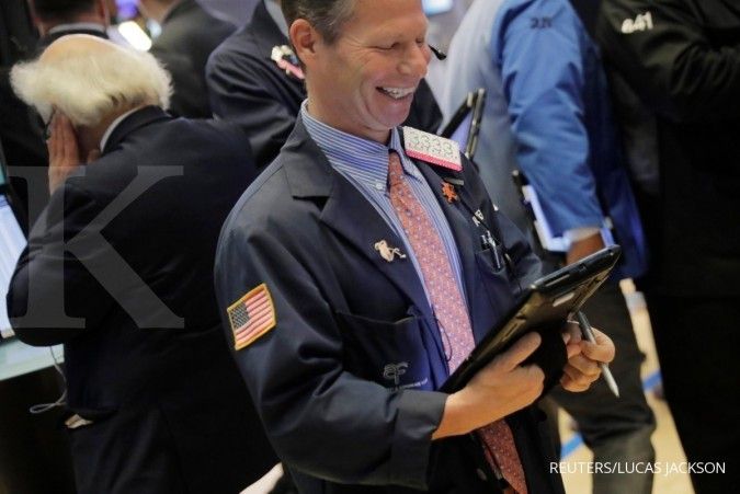Wall Street turun akibat tekanan sektor perbankan