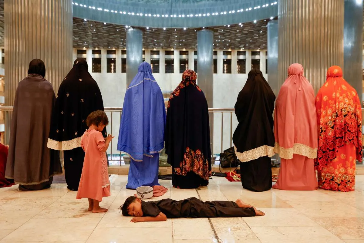 Jadwal Waktu Sholat Kota Semarang dan Sekitarnya Hari Ini, Kamis 25 April 2024