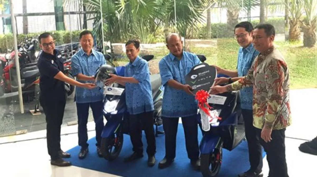 Pengemudi Bluebird Dapat Volta melalui Cicilan Ringan BRI Finance